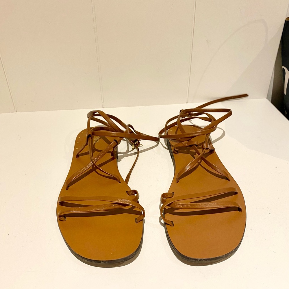 Strappy brown zara sandals